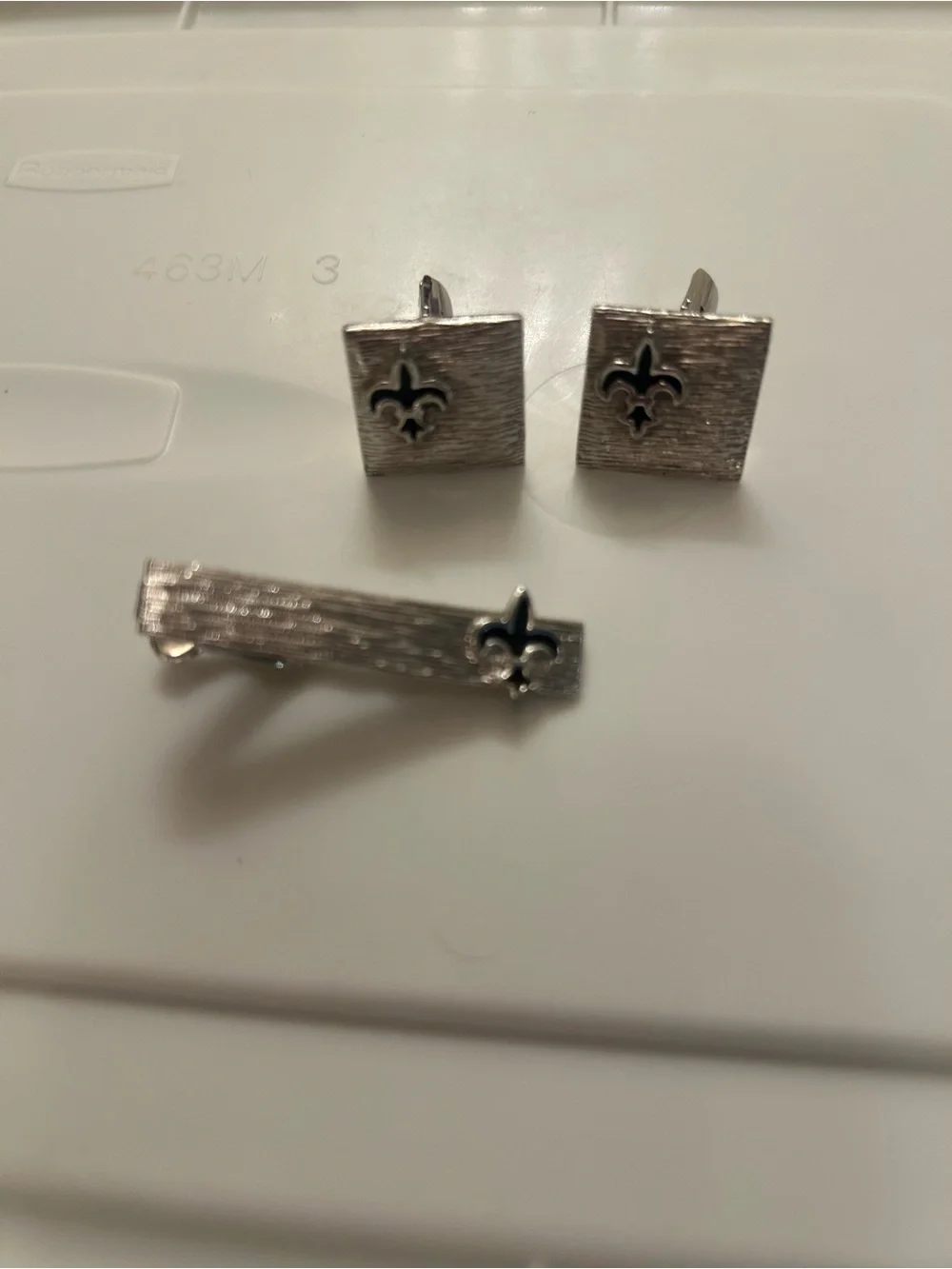 Silver Fleur-de-Lis Cufflinks and Tie Bar Set